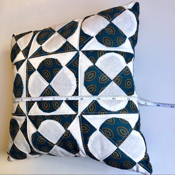 NEW Amish Handmade Quilted Decorative Throw Pillow Geometric Pattern 13” x 13” - Picture 3 of 11